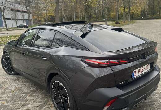 Peugeot 1.2 PureTech FULL OPTION