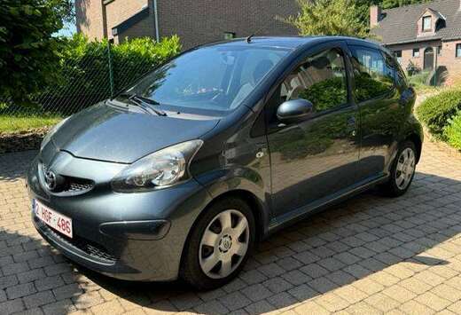 Toyota Aygo 1.0i VVT-i