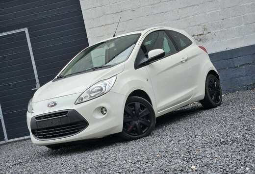 Ford Toit pano * Clim *