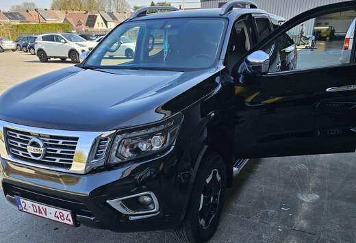 Nissan Navara 2.3 dCi 4WD Tekna+