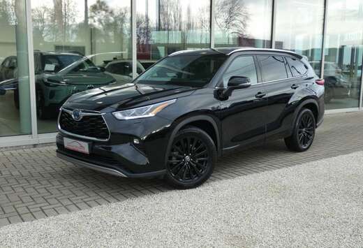 Toyota Hybrid AWD Premium Plus 7PL +Trekhaak +PANO