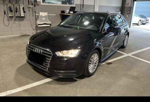 Audi Sportback 1.6 TDi Attraction Start/Stop DPF