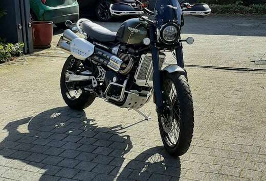 Triumph 1200XC