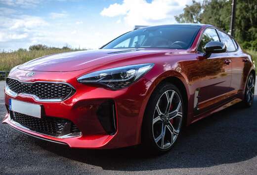 Kia Stinger 3.3 T-GDi 4WD GT ISG