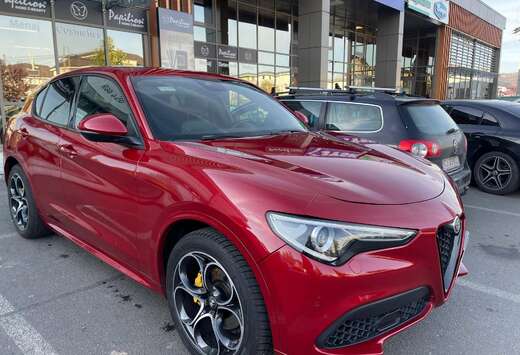 Alfa Romeo 2.0 Turbo 16V AT8-Q4 Veloce