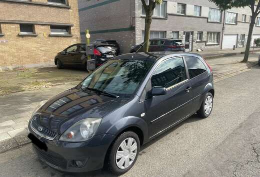 Ford FORD FIESTA 1.4 16V Ambiente GEKEURD VOOR VERKOO ...