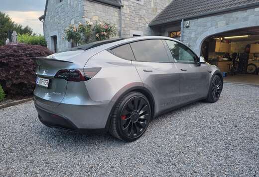 Tesla 72.5 kWh Dual Motor Performance (377 kW)