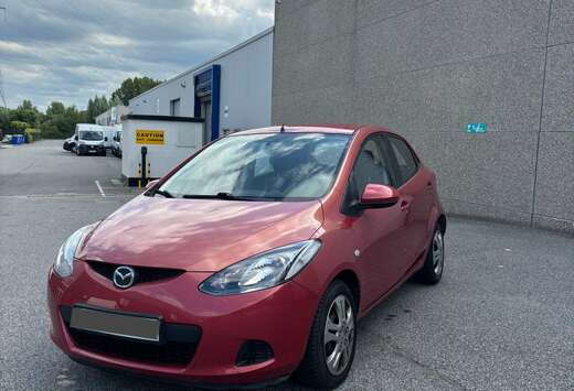 Mazda 1.3i 2008