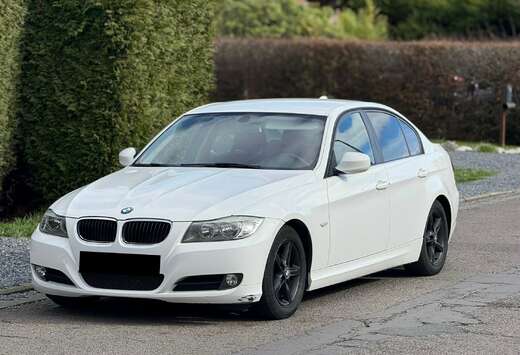 BMW Bmw 318D 2010