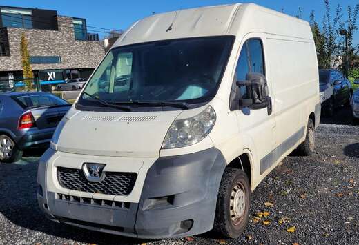 Peugeot 2.2HDI 96kw/130pk L2H2 2012  EERST LEZEN