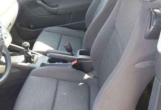 Volkswagen 1.4 16S 75 Trend Pack