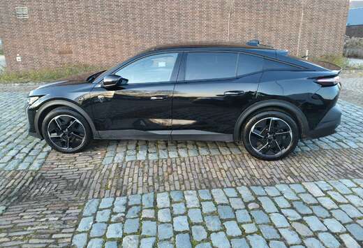 Peugeot 408 PureTech 130 EAT8 GT