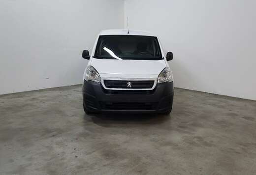 Peugeot 1.6 * 57601 KM * 9050€ + TVA * AIRCO *