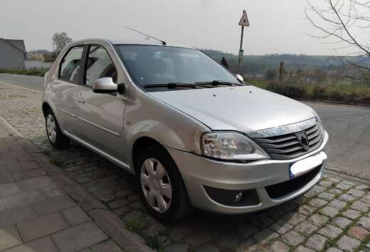 Dacia 1.2i Laureate