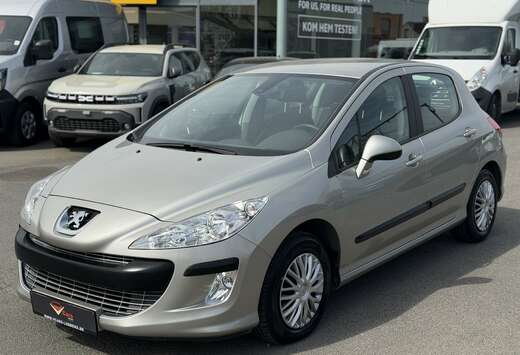 Peugeot Peugeot 308 benzine automaat 17.000Km 1ste ei ...