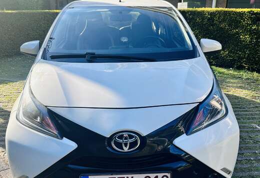 Toyota Toyota Aygo 1.0 VVT-i Automatic  2015