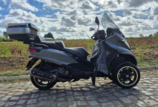 Piaggio MP3 LT