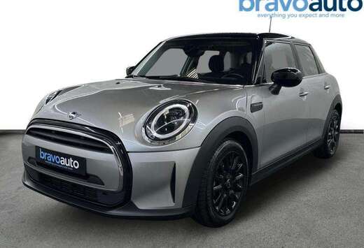 MINI AT 5 doors | black pack