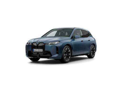 BMW iX xDrive45