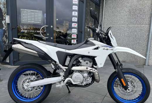 Suzuki Supermotard