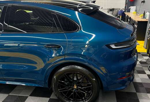 Porsche Cayenne Coupé E-Hybrid 3.0 Turbo V6 (346 kW)