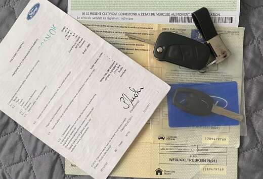 Ford Ka 1.2 + c/esp,tcs 69cv E5