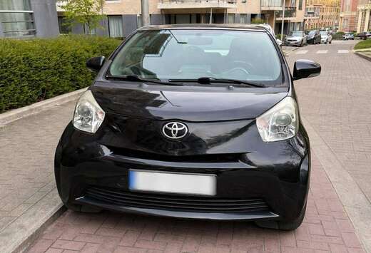 Toyota iQ 1.0i VVT-i Terra