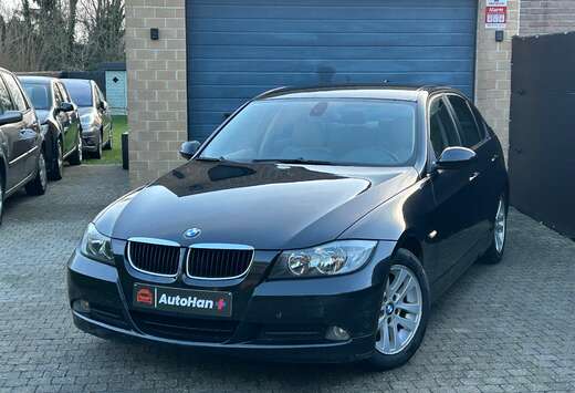 BMW Navigatie CruiseControle Trekhaak Leder Airco