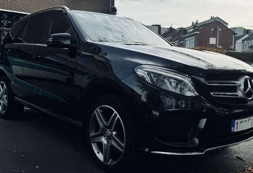 Mercedes-Benz D 4 Matic AMG Line 204cv  Boîte auto   ...