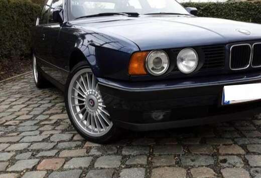 BMW 525i