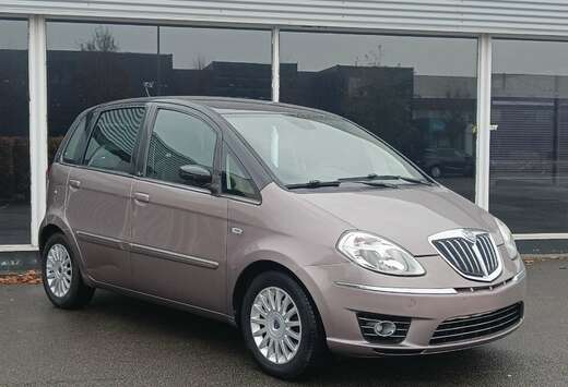 Lancia 1.4 16v AUTOMAAT GEKEURD VOOR VERKOOP