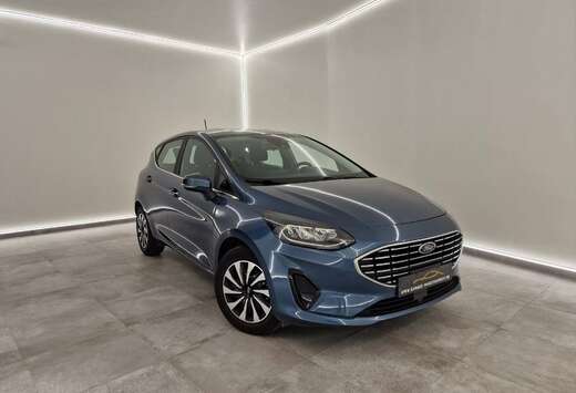 Ford TITANIUM BENZINE SLECHTS 45000KM