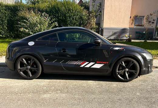 Audi TT Coupé 2.0 TFSI S line S tronic