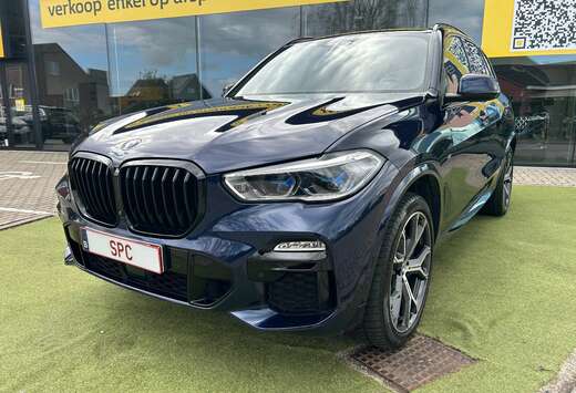 BMW X5 M50iAS