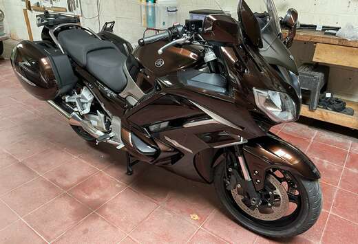 FJR 1300 AE 2014