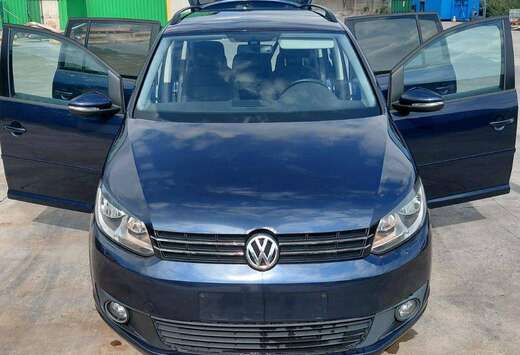 Volkswagen Touran 1.6 CR TDi Highline DSG