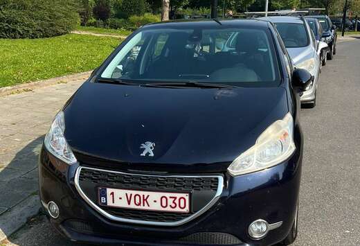 Peugeot essence 1.2i