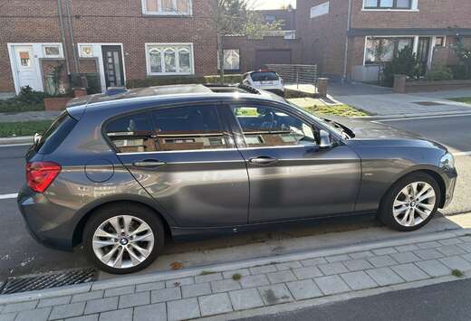 BMW 120i 177 ch Urban Chic A