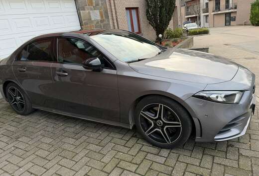 Mercedes-Benz (EU6AP)