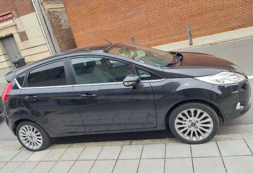 Ford 1.25i Champions Edition