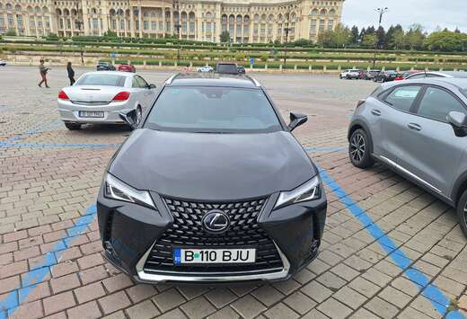Lexus UX 250h 2.0i FWD