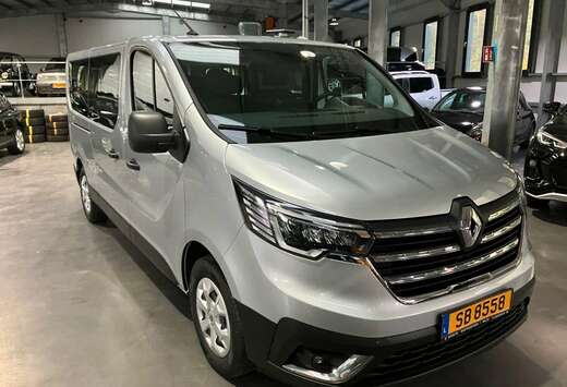 Renault Grand Passenger L2H1 150HP 9 Places