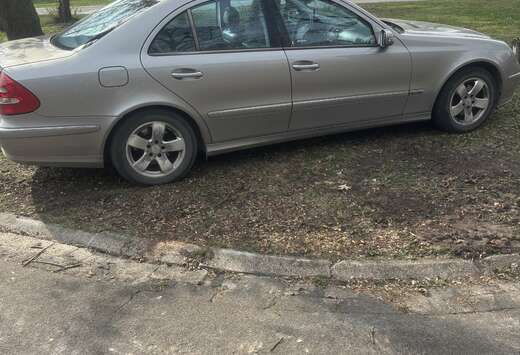 Mercedes-Benz E 220 CDI Avantgarde