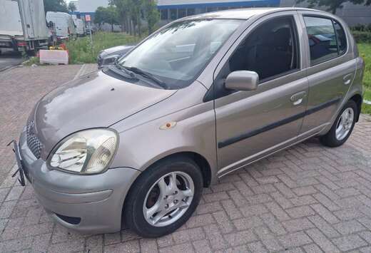 Toyota 1.3i 16v Linea Sol