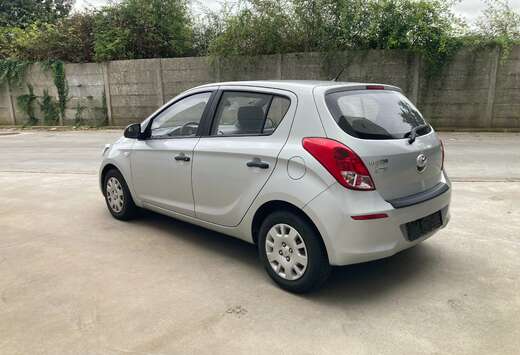 Hyundai 1.2 benzine 2014 met 99000km*camera*airco*gar ...