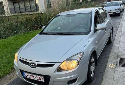 Hyundai 1.4i Lounge MY2011