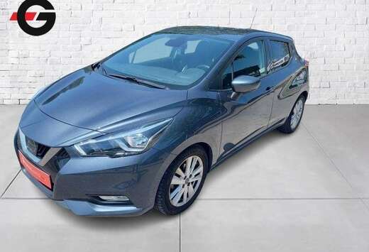 Nissan /