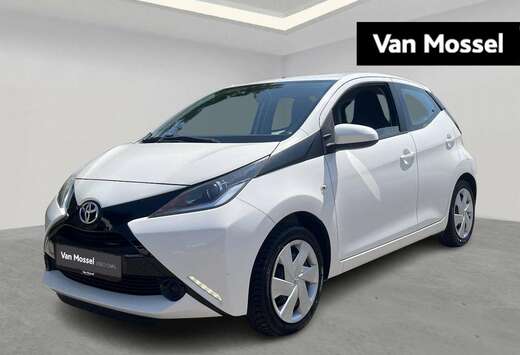 Toyota 1.0 VVT-i x-play