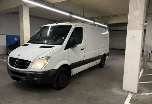 Mercedes-Benz 211cdi