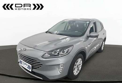 Ford 2.5 PHEV TITATIUM - NAVI